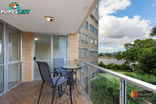 11/82 Sandford Street ST LUCIA QLD 4067