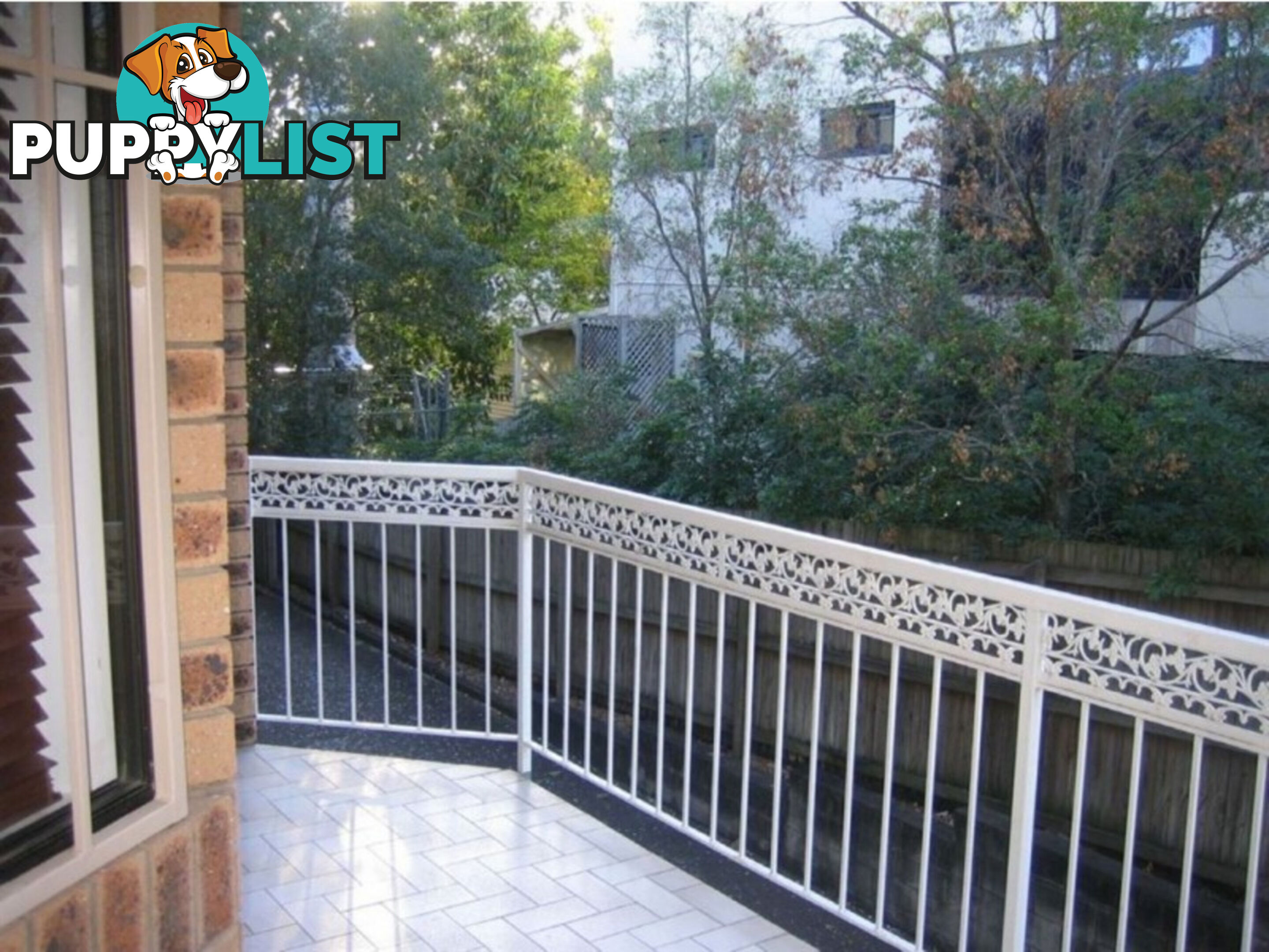 2/11 Foxton Street INDOOROOPILLY QLD 4068