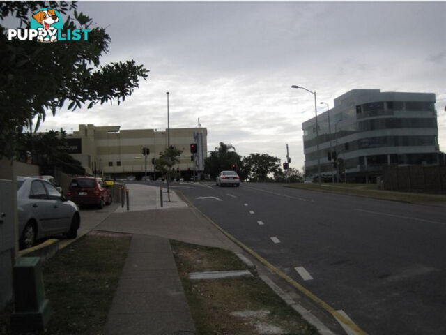 2/11 Foxton Street INDOOROOPILLY QLD 4068