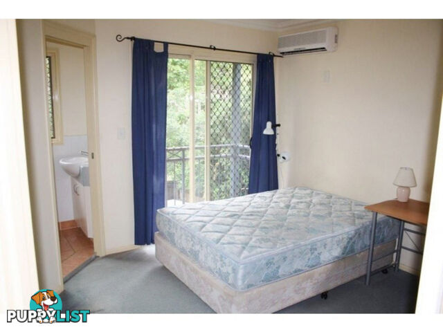 7/24 Brisbane Street ST LUCIA QLD 4067