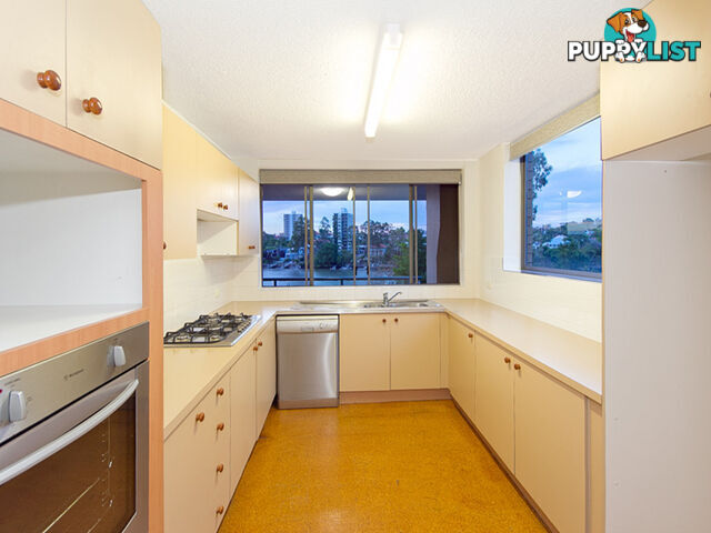 6/164 Macquarie Street ST LUCIA QLD 4067