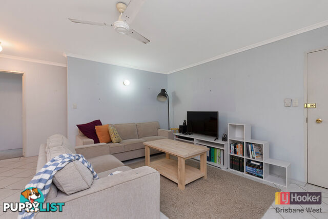 23/26 Carr Street ST LUCIA QLD 4067