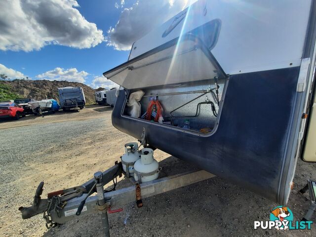 Caravan 2012 Avan 400 Series