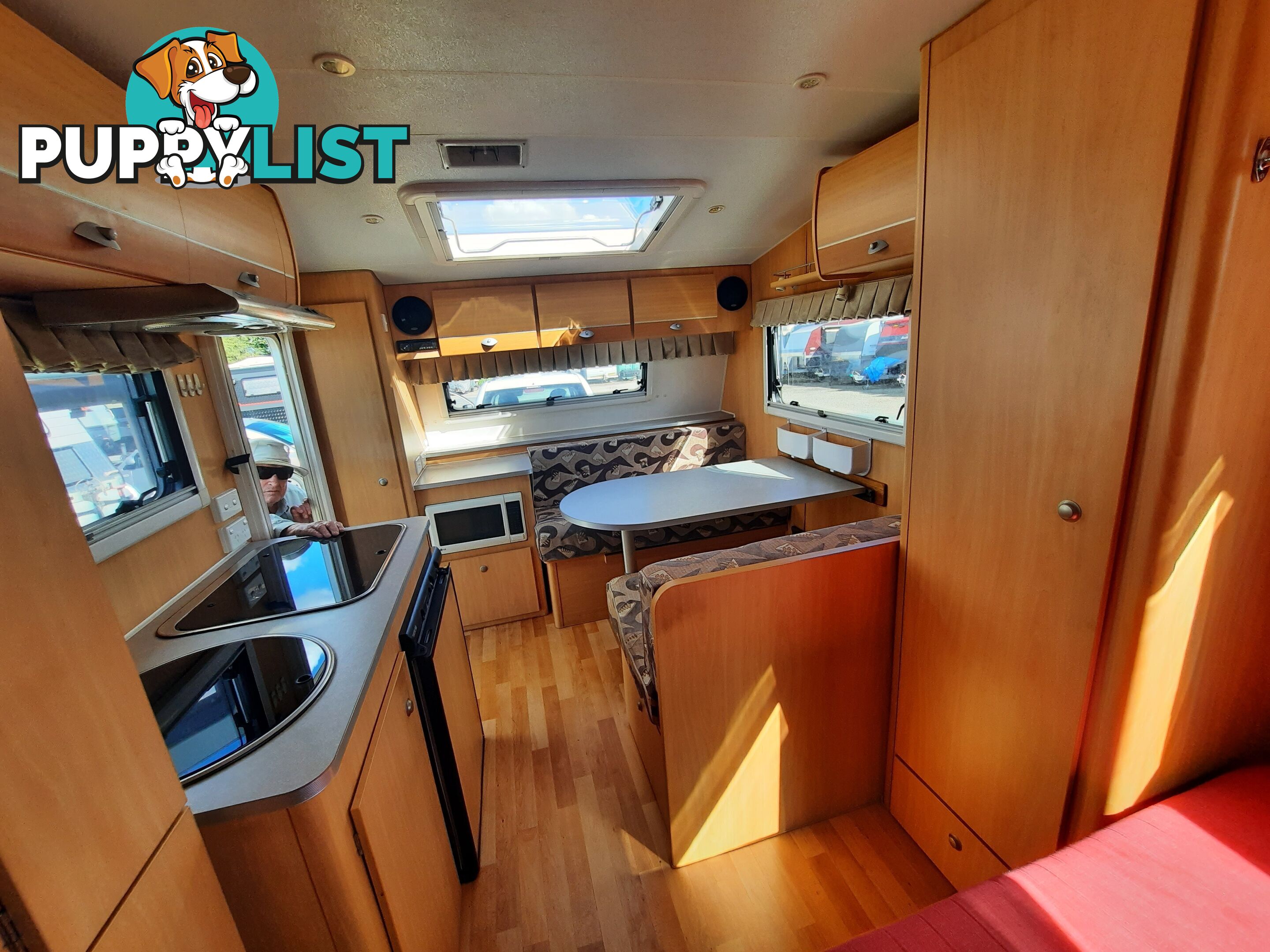 Caravan 2012 Avan 400 Series