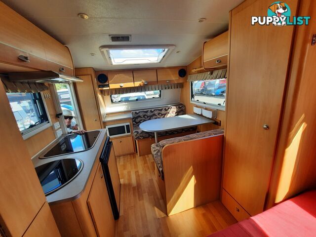 Caravan 2012 Avan 400 Series