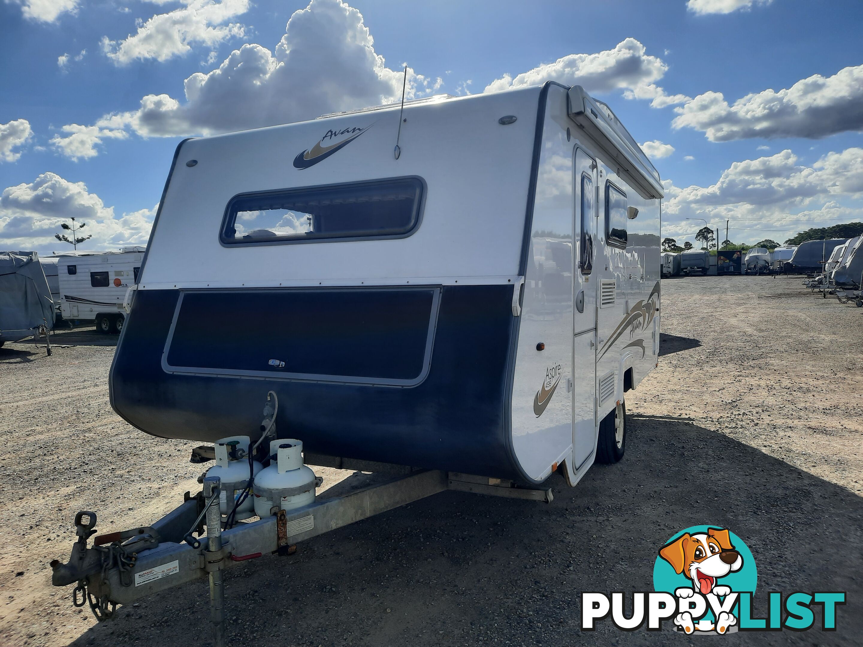 Caravan 2012 Avan 400 Series