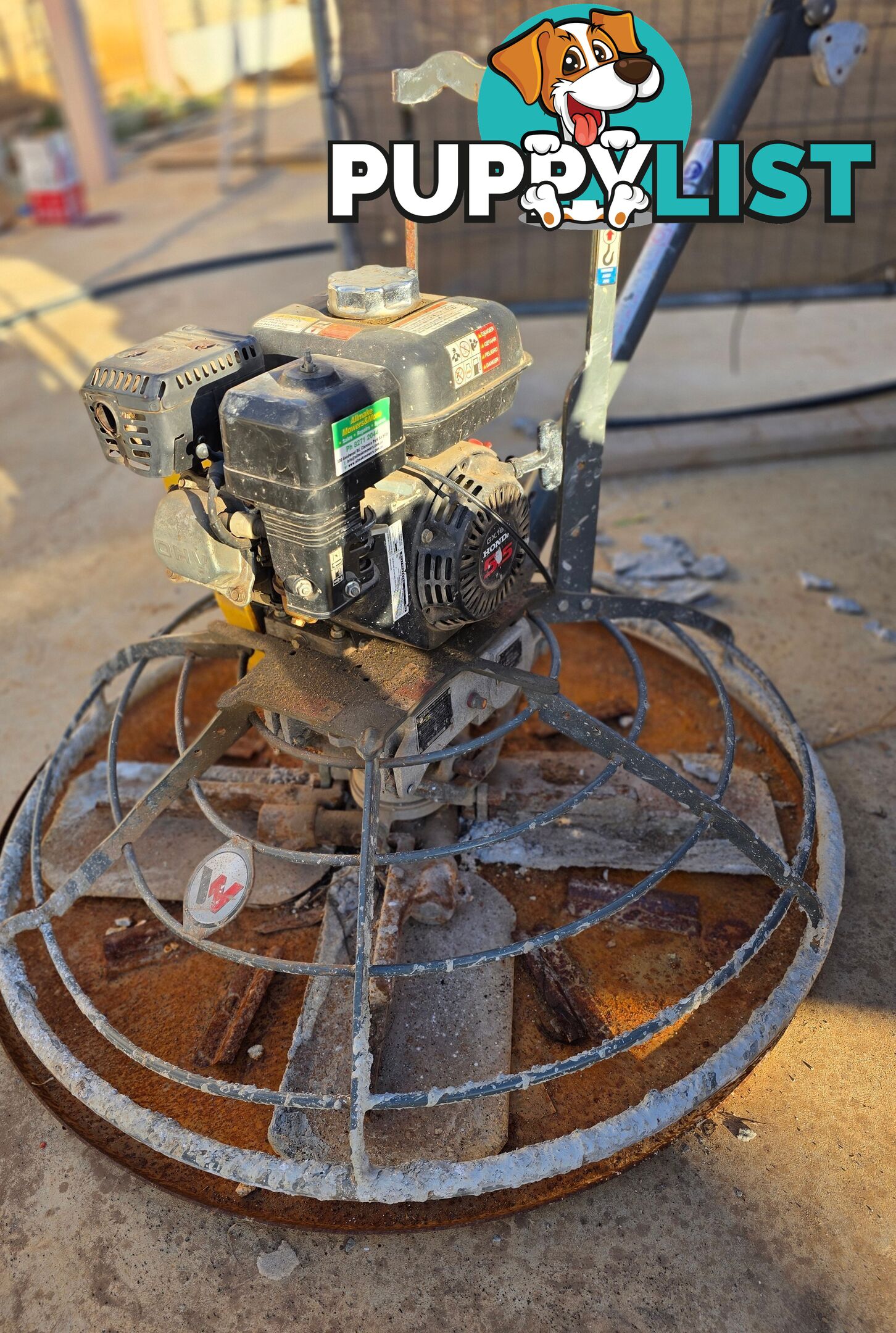Walk-behind Trowel / concrete helicopter