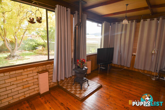 13 Maple Crescent LITHGOW NSW 2790