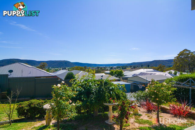 13 Hillcrest Avenue LITHGOW NSW 2790