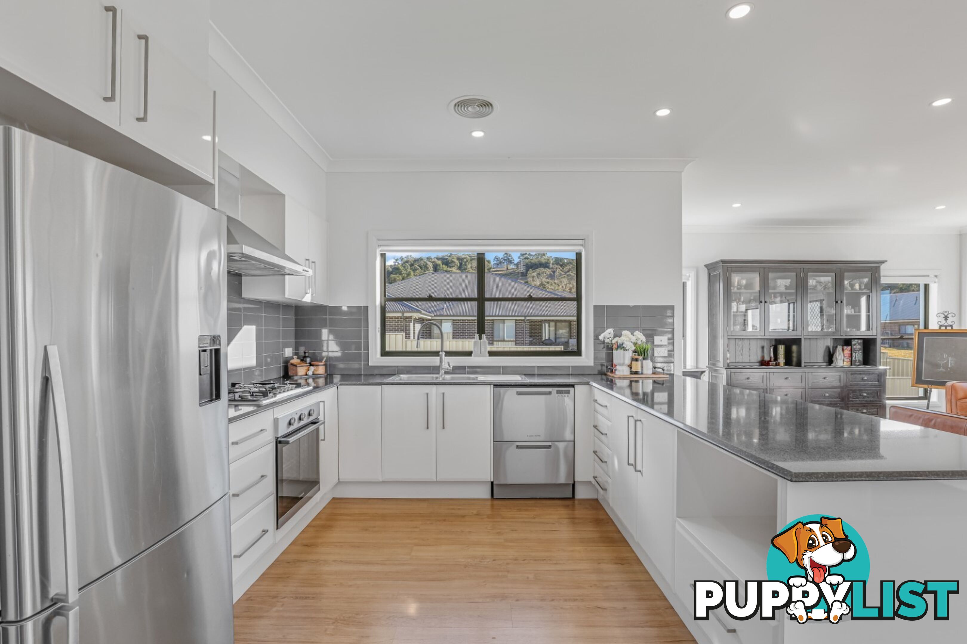 19 Surveyors Way SOUTH BOWENFELS NSW 2790