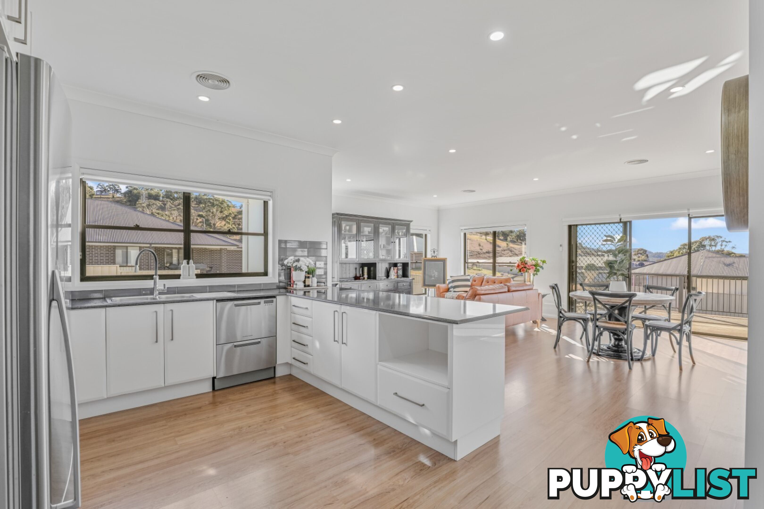 19 Surveyors Way SOUTH BOWENFELS NSW 2790
