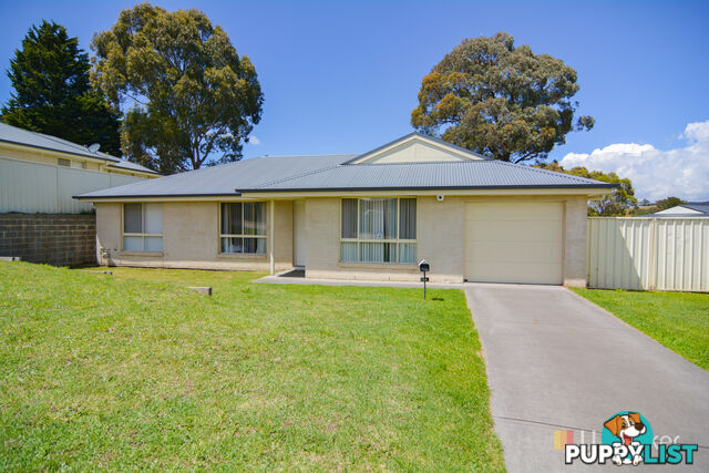 1 & 1a Pirena Place LITHGOW NSW 2790