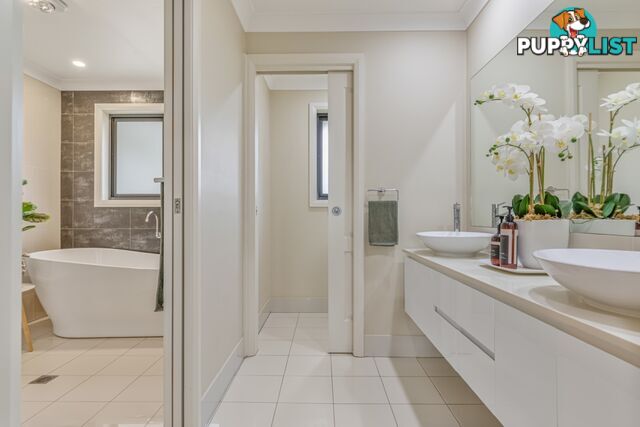 61 Oakey Forest Road MARRANGAROO NSW 2790