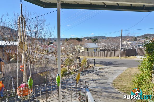 52 Outer Crescent LITHGOW NSW 2790