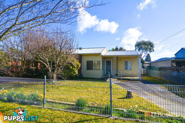 8 Buttress Place LITHGOW NSW 2790