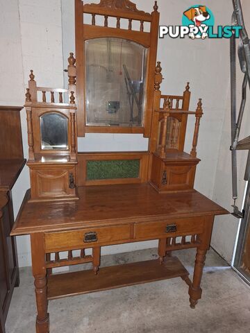 Antique dressing table