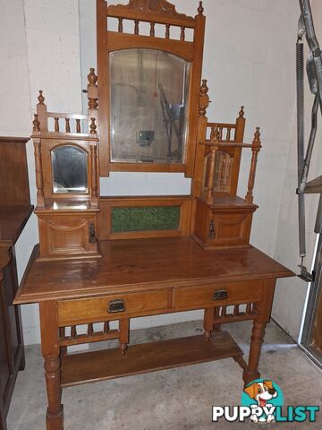 Antique dressing table