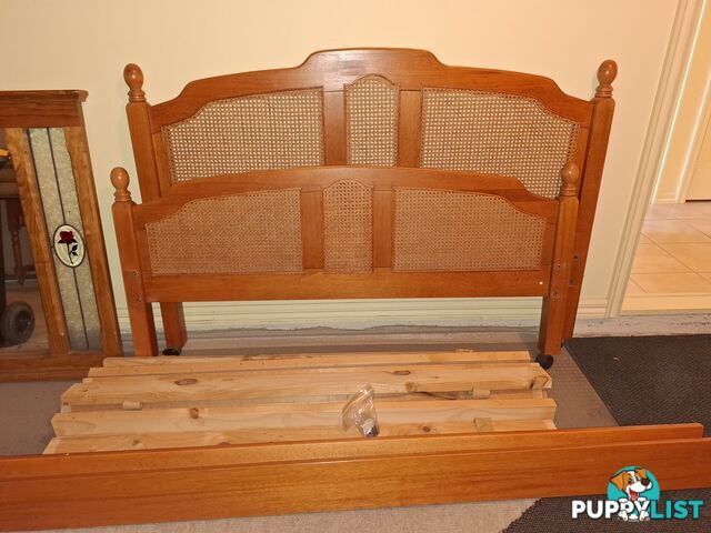 Queen size bed base and mattress