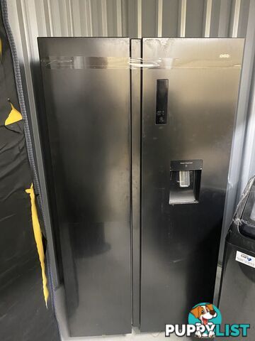 Fridge and freezer
