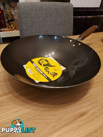 Summit Kogyo Hammered Iron Wok 33cm (Made in Japan, iron wok, iron wok style)