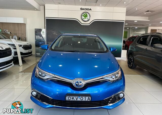 2016 TOYOTA COROLLA   HATCH