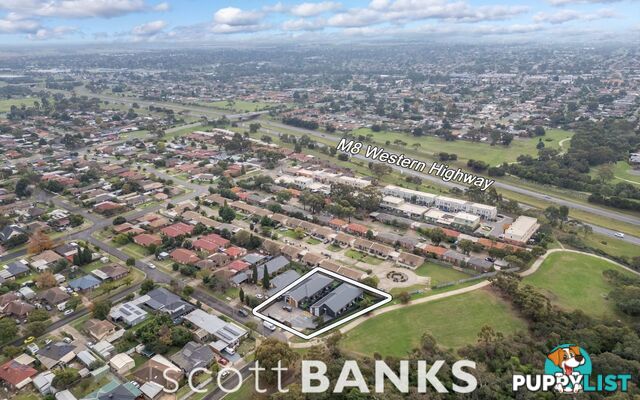 8 13 Raymond Street Melton South VIC 3338