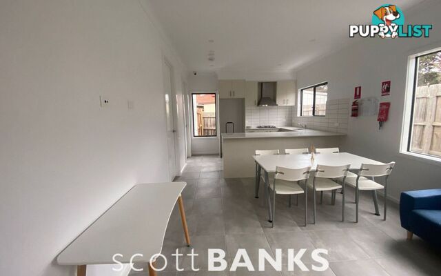 8 5 Gavan Court Werribee VIC 3030