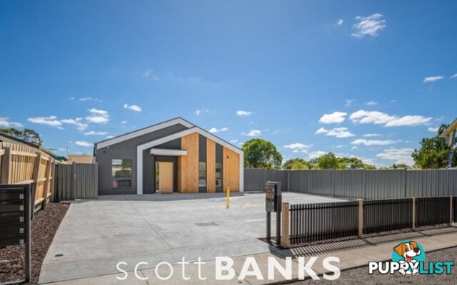 3 11 Raymond Street Melton South VIC 3338