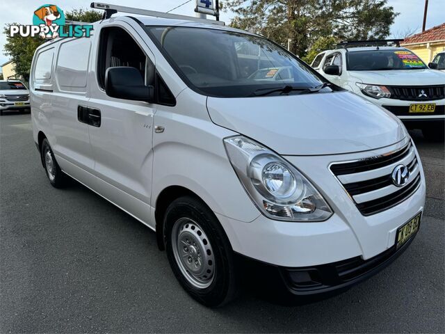 2016 HYUNDAI ILOAD  TQSERIES2(TQ3) 4D VAN