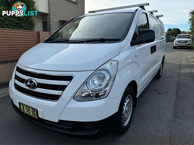 2016 HYUNDAI ILOAD  TQSERIES2(TQ3) 4D VAN