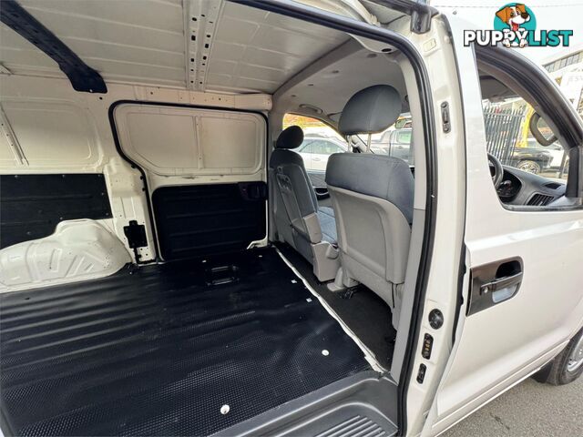 2016 HYUNDAI ILOAD  TQSERIES2(TQ3) 4D VAN