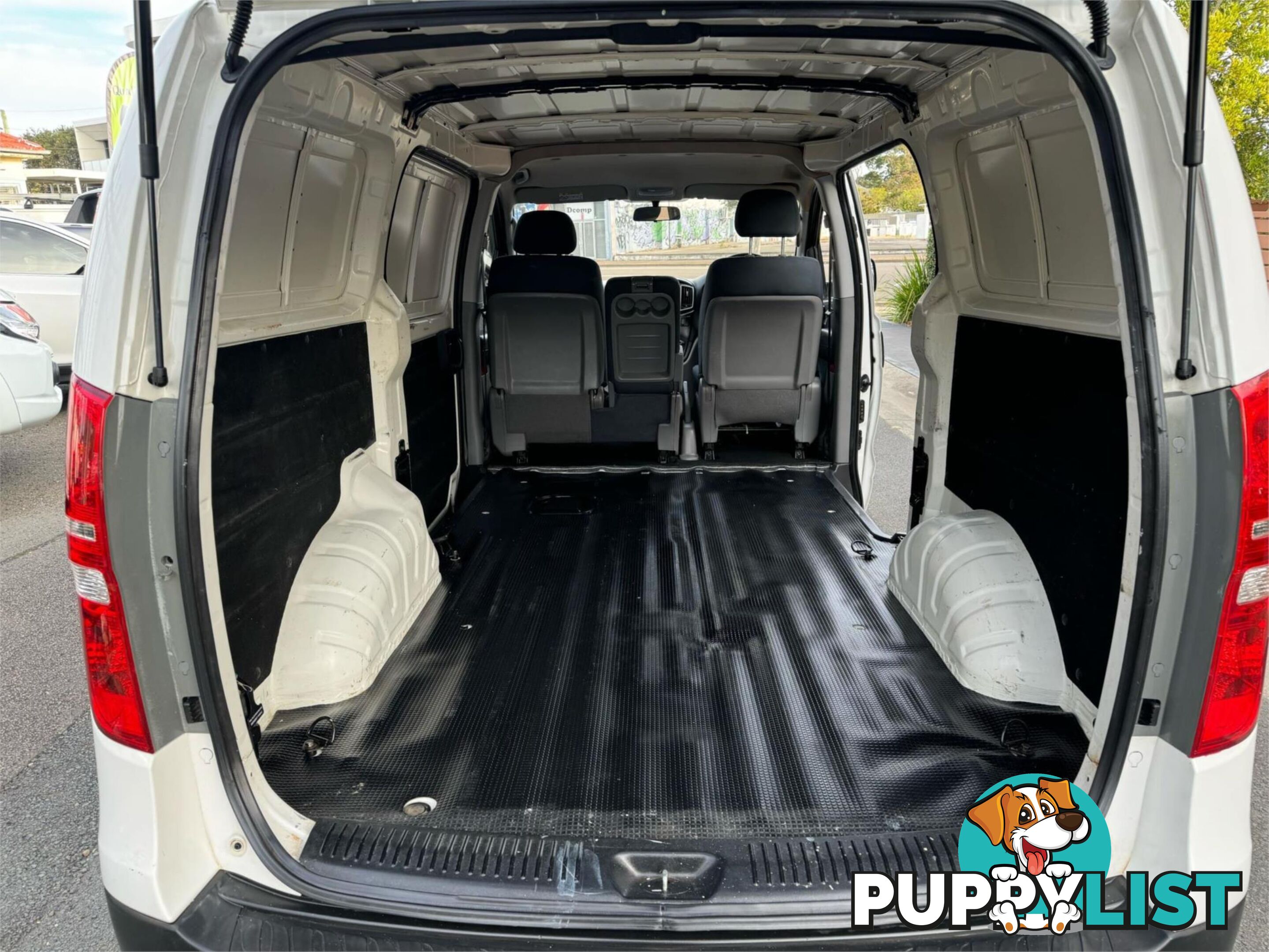 2016 HYUNDAI ILOAD  TQSERIES2(TQ3) 4D VAN