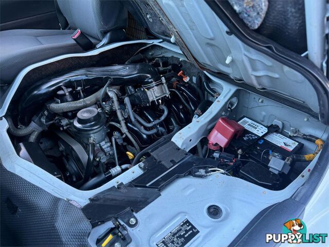 2011 TOYOTA HIACE LWB TRH201RMY11UPGRADE 4D VAN