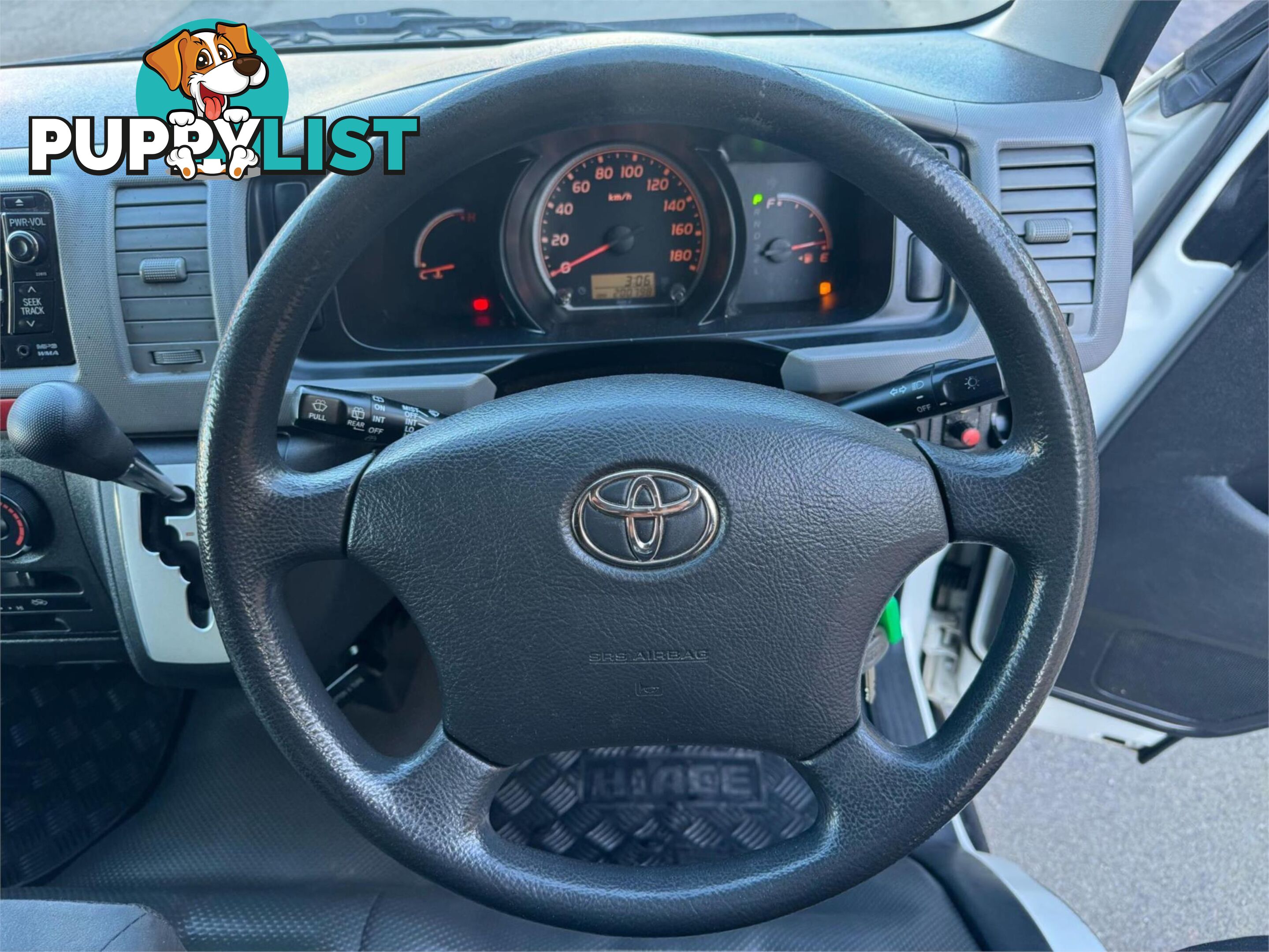 2011 TOYOTA HIACE LWB TRH201RMY11UPGRADE 4D VAN