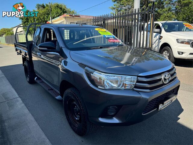 2017 TOYOTA HILUX SR(4X4) GUN126RMY17 X CAB C/CHAS