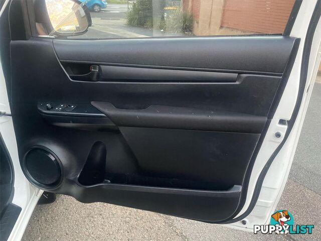 2018 TOYOTA HILUX WORKMATE TGN121RMY17 C/CHAS