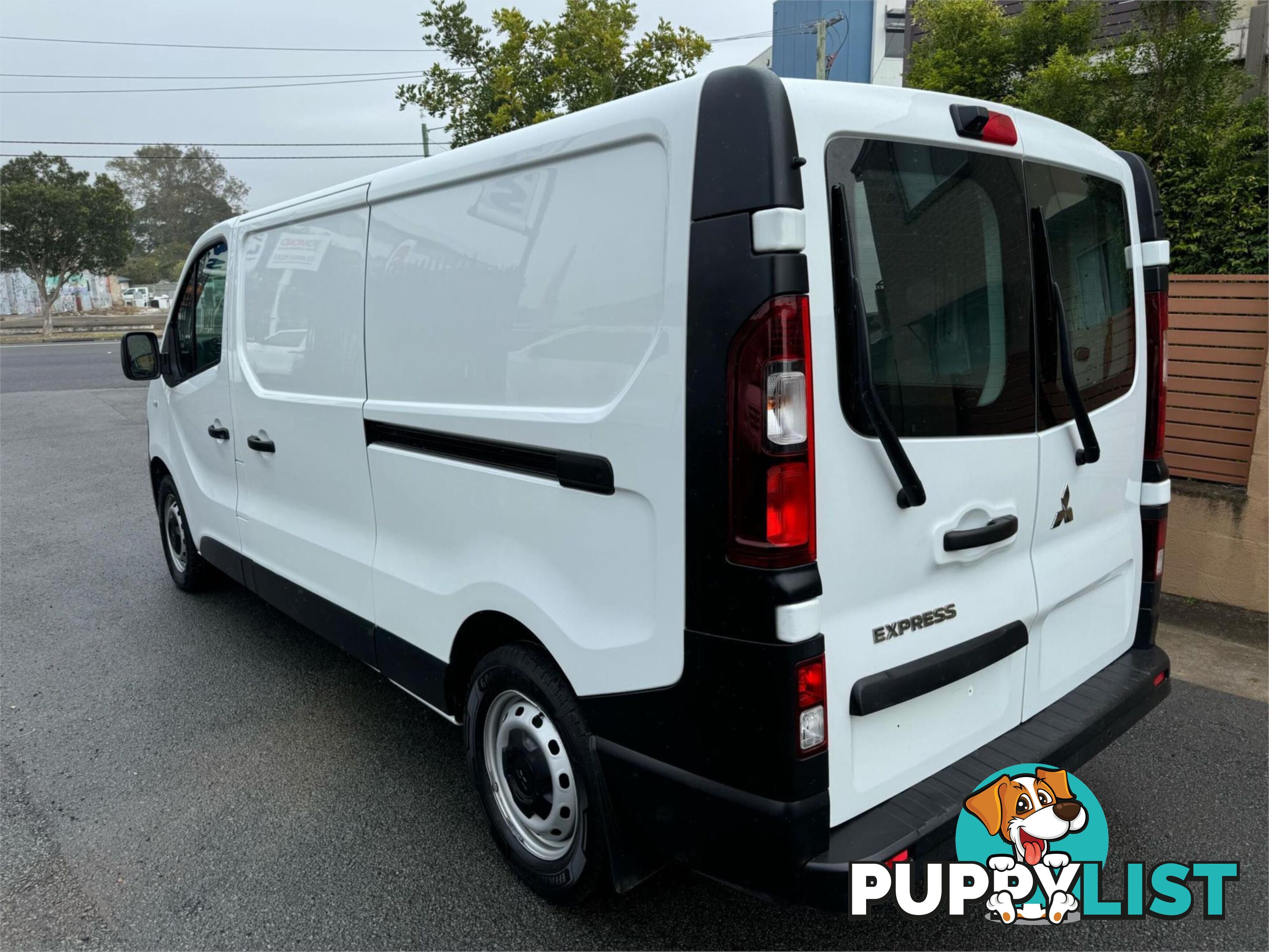 2021 MITSUBISHI EXPRESS GLXLWB(MULTIMEDIANAVI) SNMY22 4D VAN
