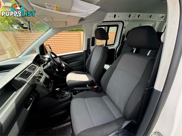 2017 VOLKSWAGEN CADDY MAXICREWVANTSI220 2KMY18 3D VAN