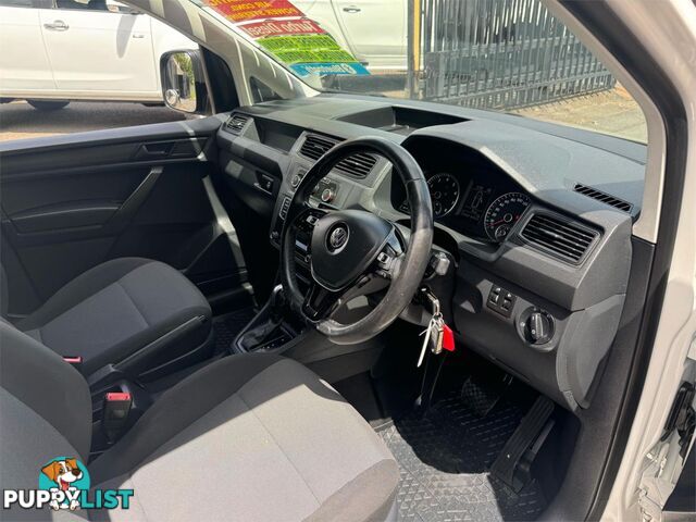 2017 VOLKSWAGEN CADDY MAXICREWVANTSI220 2KMY18 3D VAN