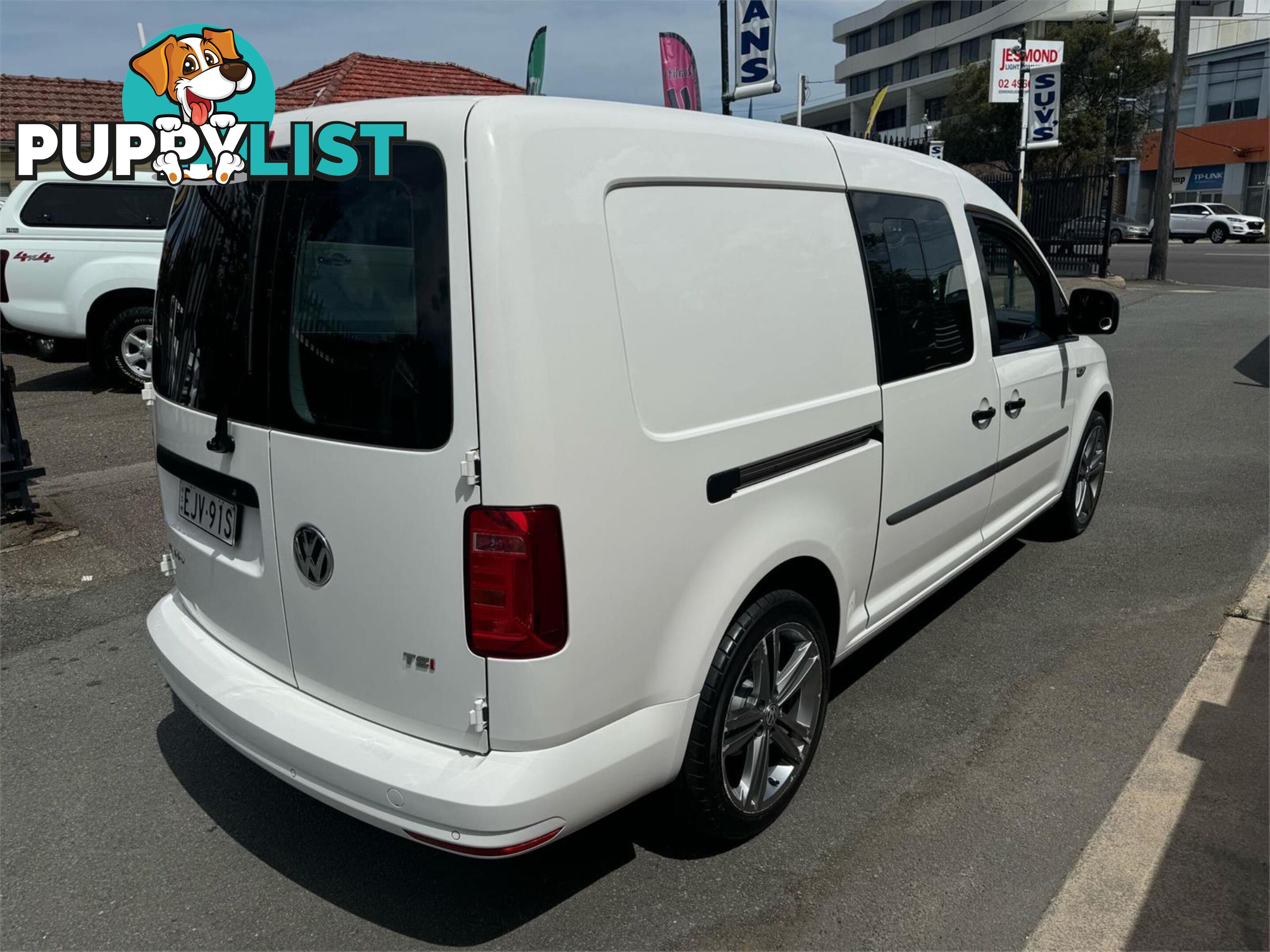 2017 VOLKSWAGEN CADDY MAXICREWVANTSI220 2KMY18 3D VAN