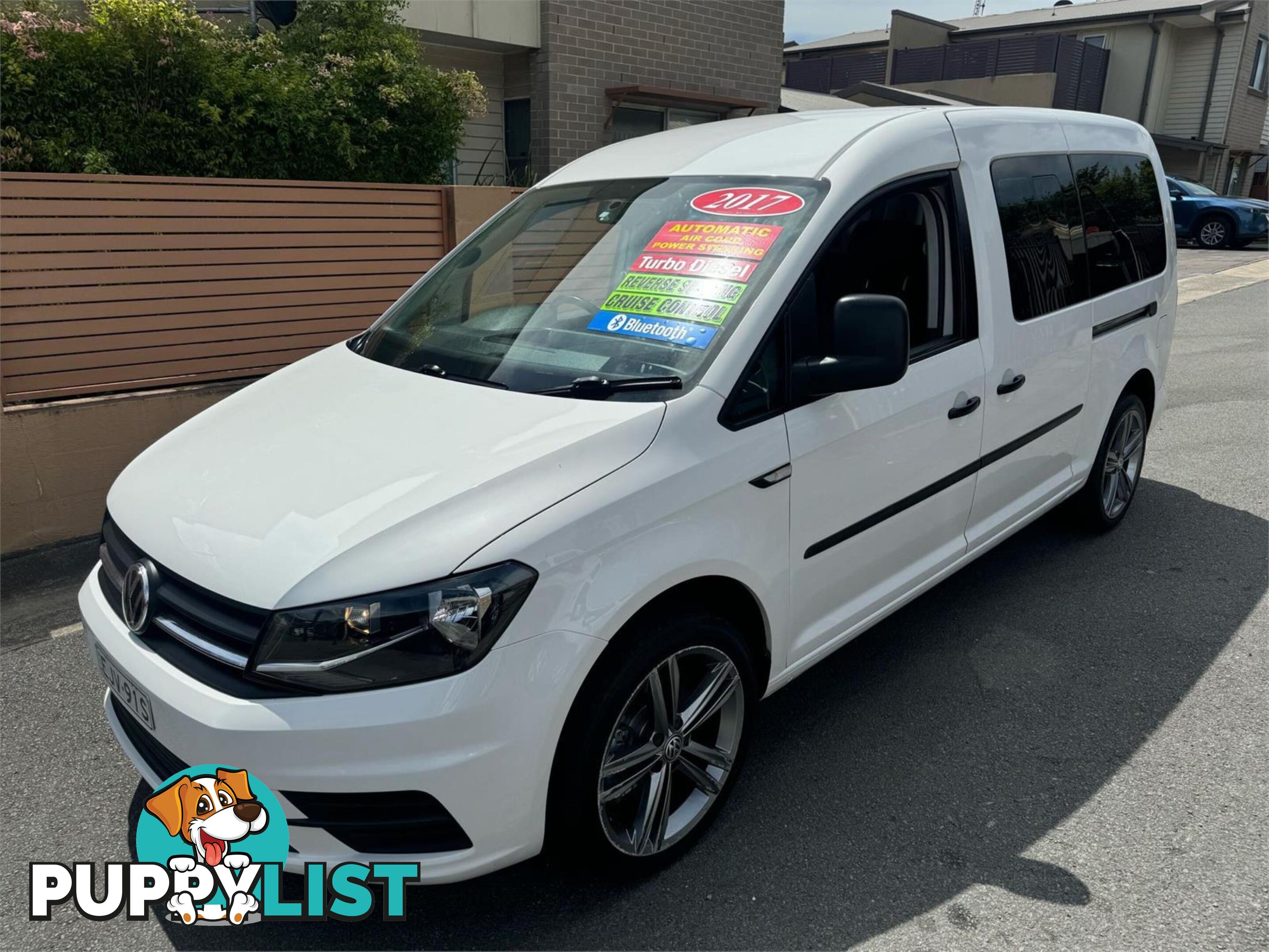 2017 VOLKSWAGEN CADDY MAXICREWVANTSI220 2KMY18 3D VAN