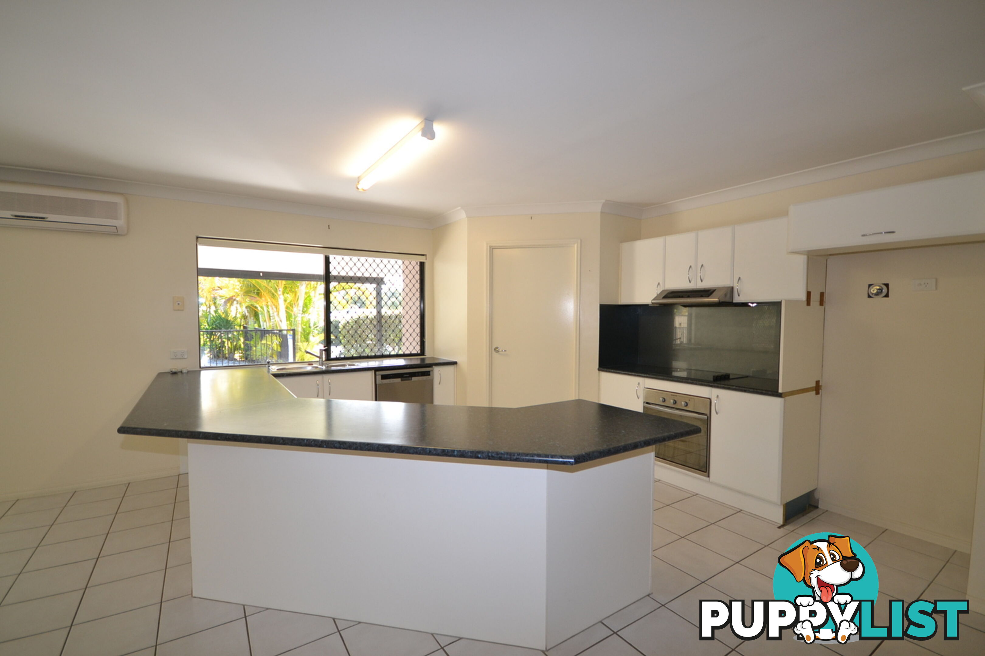 2 John Wayne Close Maudsland QLD 4210