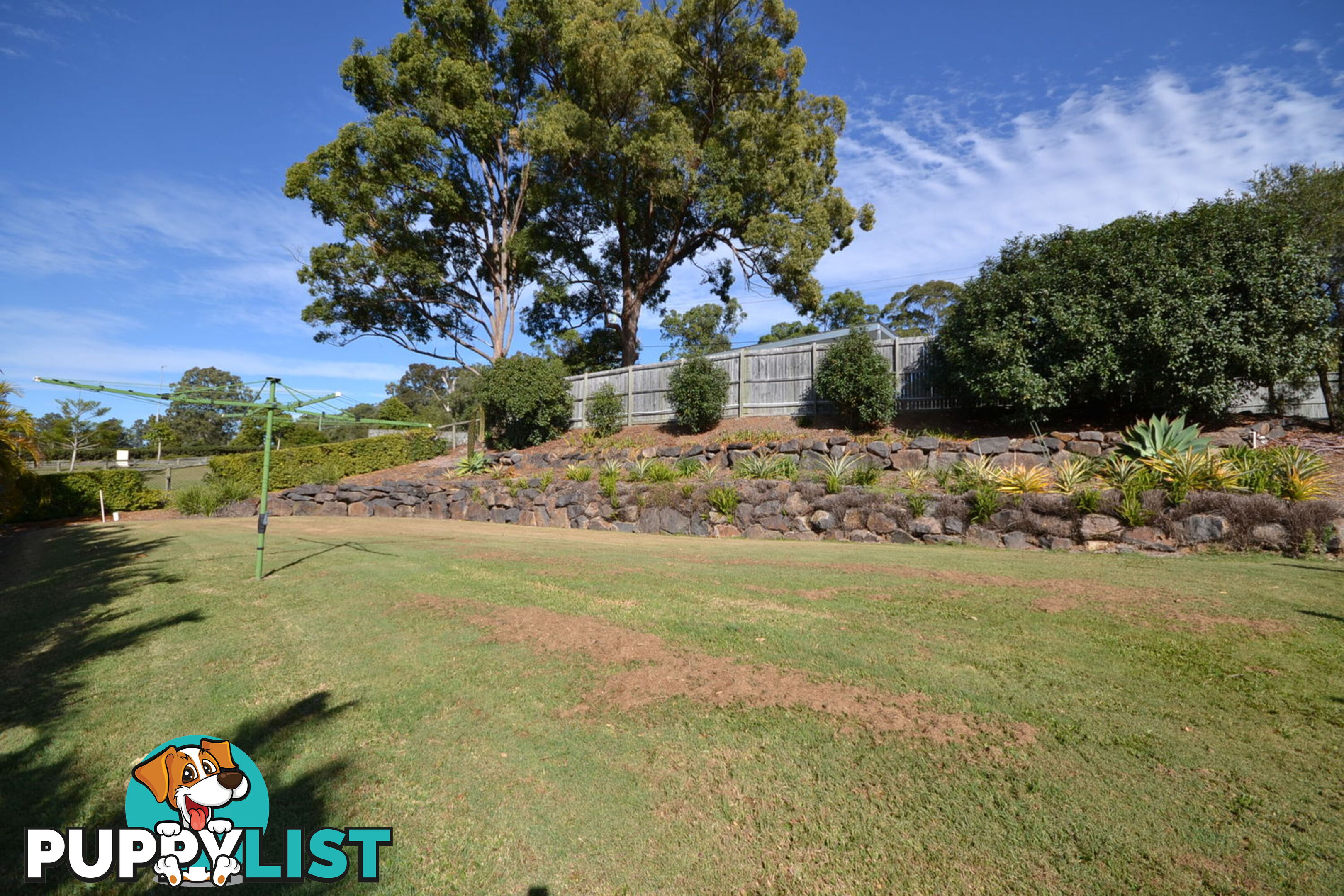 2 John Wayne Close Maudsland QLD 4210