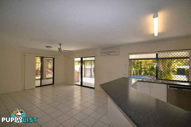 2 John Wayne Close Maudsland QLD 4210