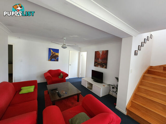 8 Fieldings Road College View QLD 4343