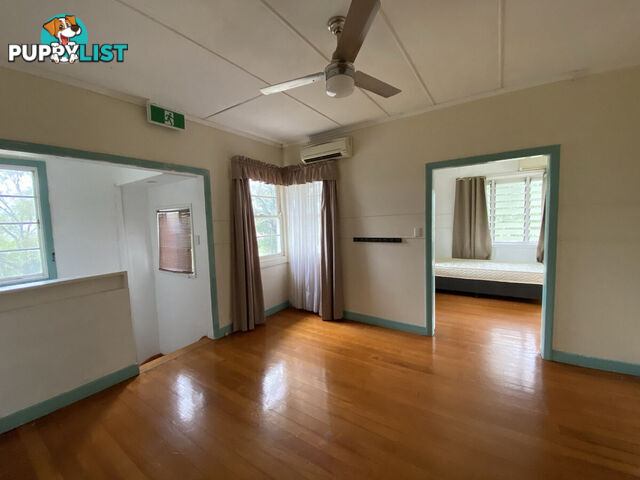 8 Fieldings Road College View QLD 4343