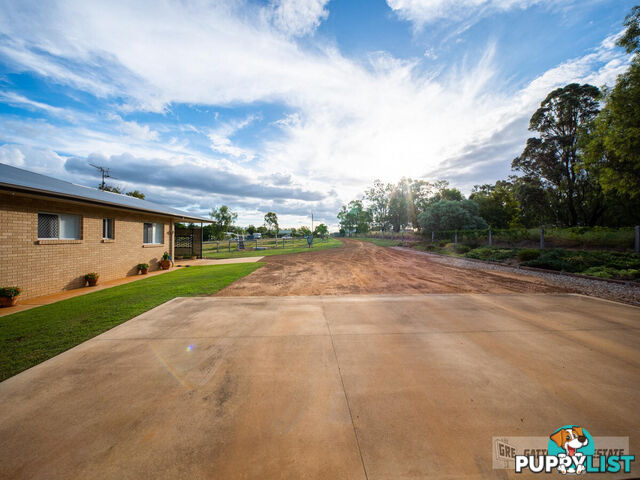 2 Fielding Road College View QLD 4343