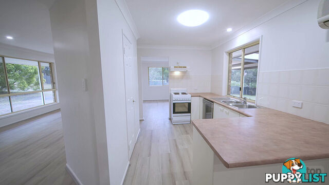 2 Eileen Court Kensington Grove QLD 4341