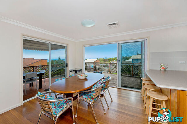 5 East CRESCENT HEAD NSW 2440