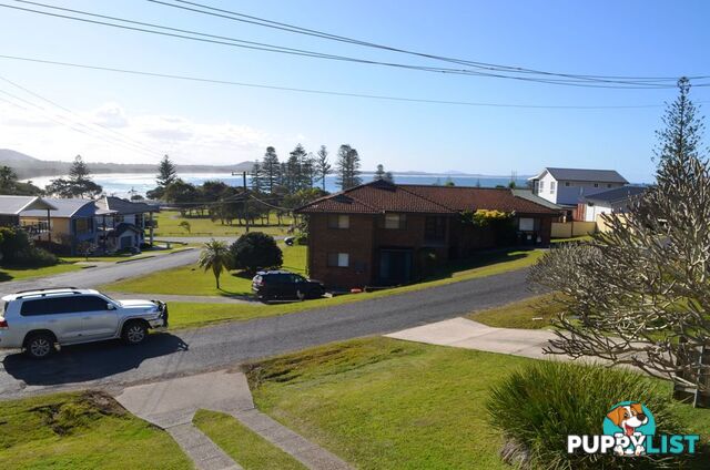 20 Stewart Street CRESCENT HEAD NSW 2440